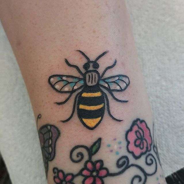 Cute + Simple Bee Tattoos