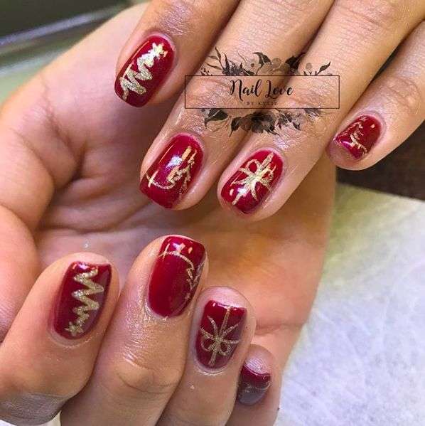 Nail Art Inspo Christmas Themed Nails Red And Gold