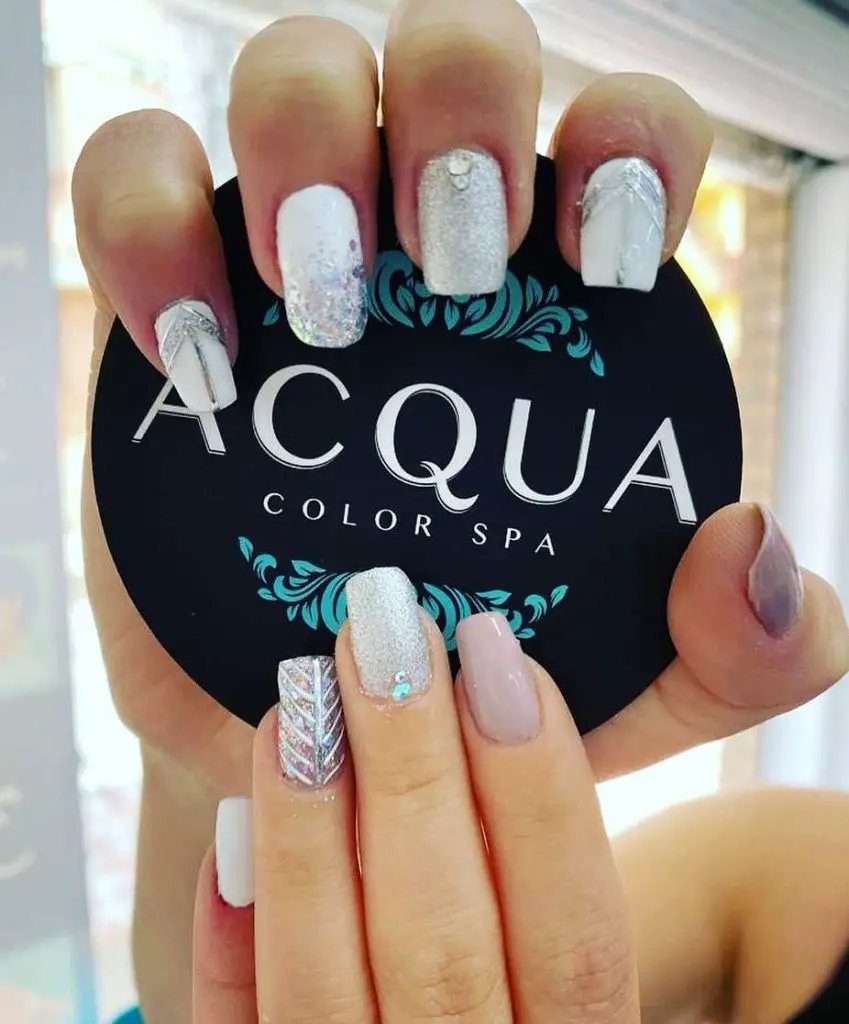 Silver Nail Designs With White Henna