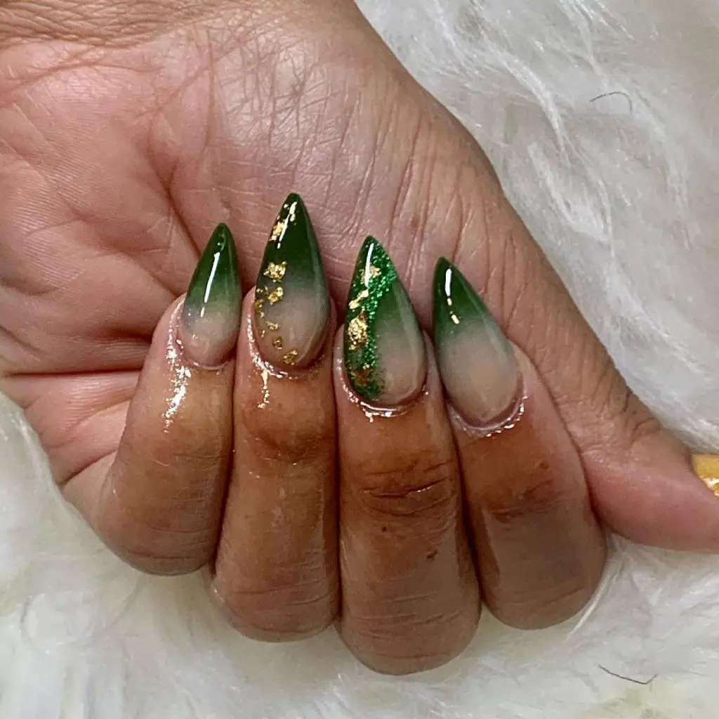 Stiletto Dark Green Ombre Nails
