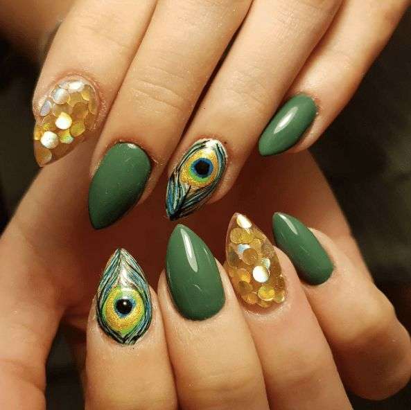 Glam Green N’ Gold Peacock Nail Designs