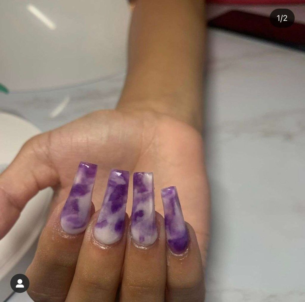  Acrylic White And Purple Marble Nails