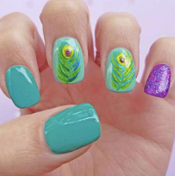 Short &Amp; Hand-Painted Peacock Nail Designs
