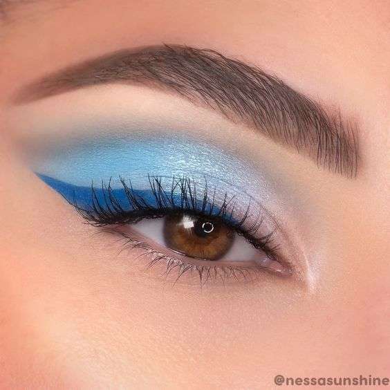Silver-Lined Light Blue Makeup Looks