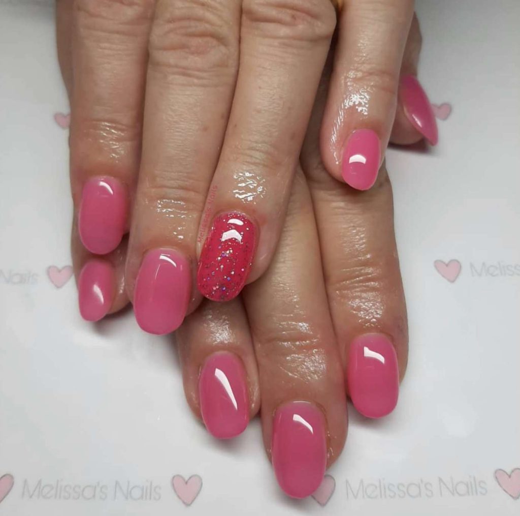 Glowing Bubblegum Pink Nails 