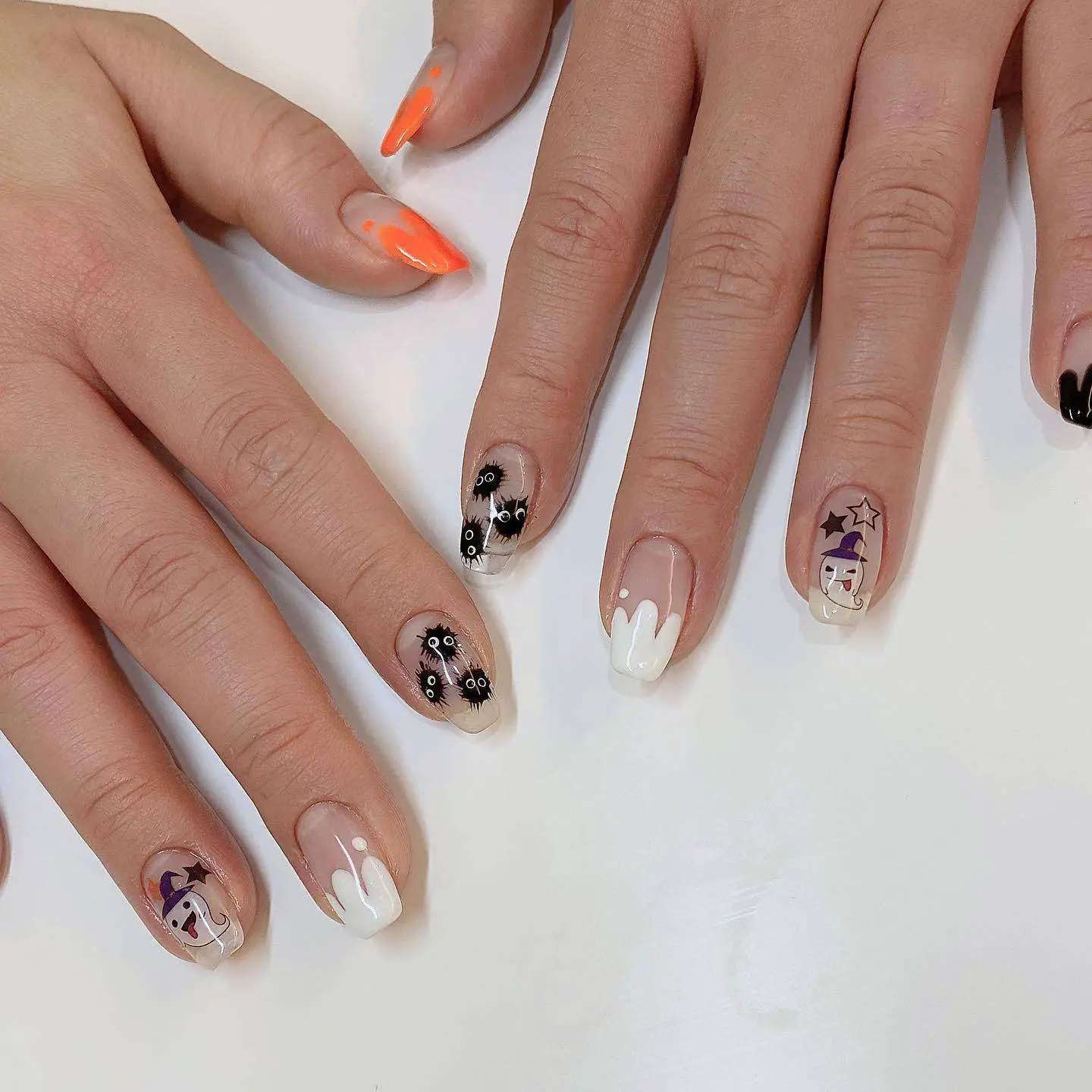 Cute Anime White And Black Halloween Nails