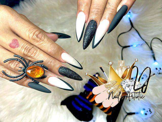 Black Stiletto Halloween Nails