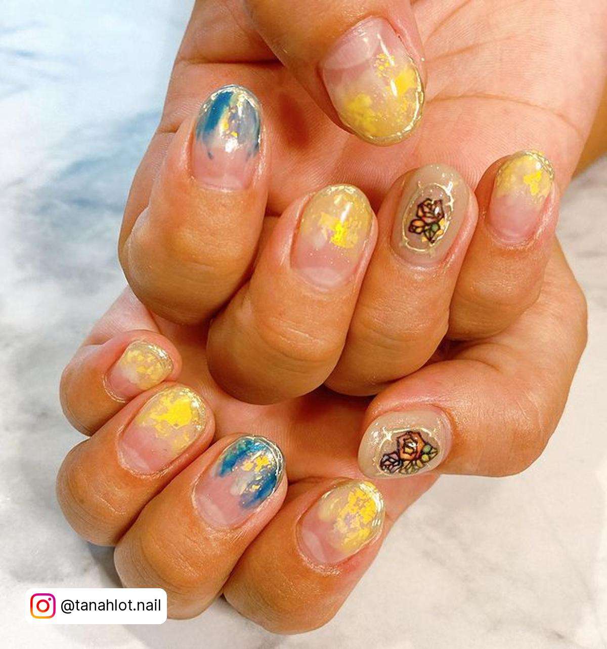 Cute Beauty And The Beast Inspired Nails
