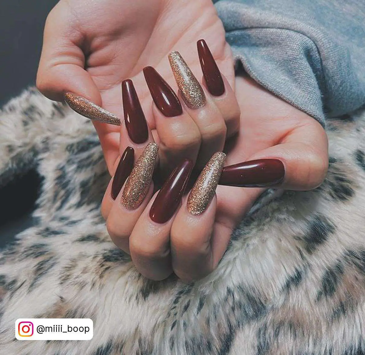Dark Red And Gold Nails For Winter