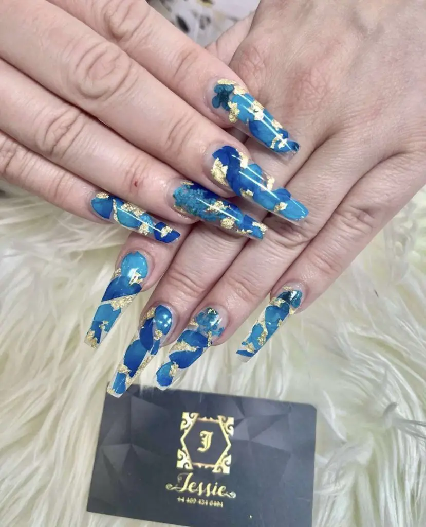 Blue Art Glamorous Birthday Nails