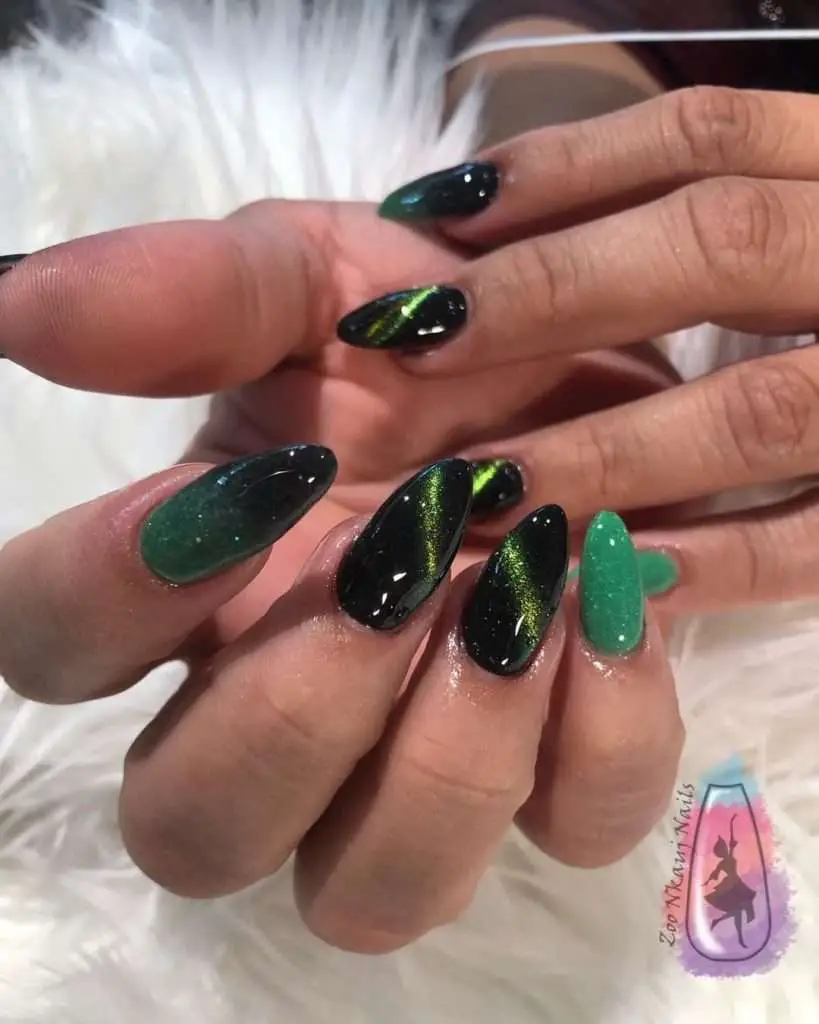 High Gloss Black And Green Ombre Nails