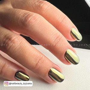 Round Gold Chrome Nails