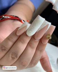 Ombre White Glitter Nails With Golden Stud