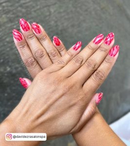Spring/Summer Nails In Red And White Design