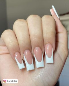 White French Tip Acrylic Nails For A Simple Look