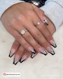 Acrylic Outlined Coffin Nails In Black And White