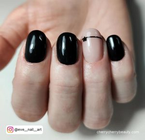 Black Valentine'S Day Short Nail Designs With Nude Nail With Black Line Design