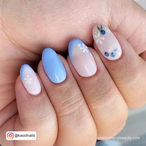 Blue And White Flower Nails With Blue Tips