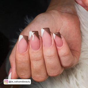 Brown And White Nails Design For An Everyday Look