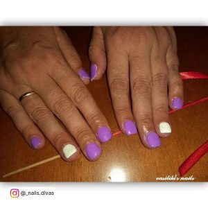 Nail Art Purple And White On Short Nails