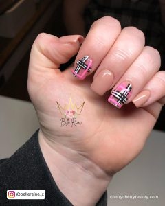 Short Black Acrylic Nails With Nude Shade And Check Pattern