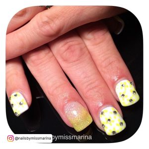 White Nails With Yellow Design That Is Easy To Make