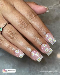Acrylic Spring Nail Colors With White Flowers