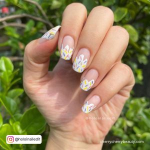 Birthday White Nails With Confetti