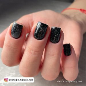 Black Short Acrylic Nails In Coffin Shape