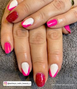 Bright Pink Nails Short With Glitter