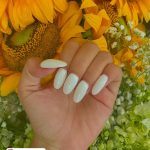 Classy Simple Short Acrylic Nails Close To Sunflowers