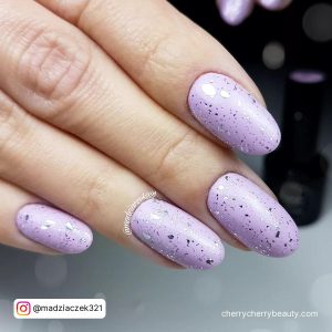 Light Purple And Silver Nails In Almond Shape