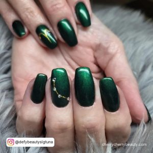 Nail Art For Birthday In Green And Gold