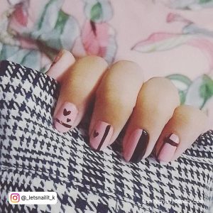 Nail Art Pink And Black