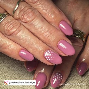 Pretty Spring Acrylic Nails In Pink And White