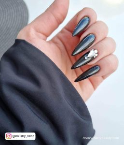 Black Acrylic Nails Stiletto With Rhinestones