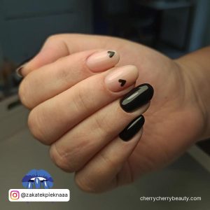 Black Oval Nails