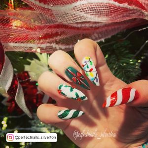Christmas Green And Red Nails