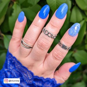 Coco Blue Nails With Ring Finger