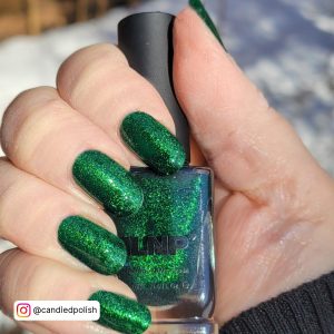 Coffin Emerald Green And Gold Nails