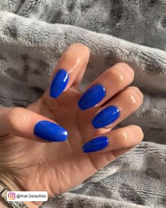Coffin Royal Blue Nails For A Simple Look