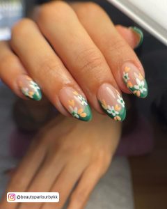 Cute Emerald Green Nails