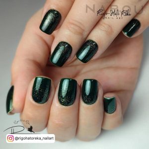 Dark Green Nail Ideas