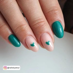 Dark Green Nails Gel