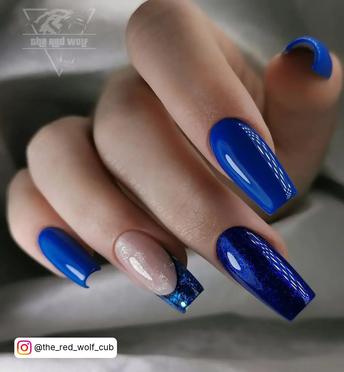 62 Eye-Catching Blue Glitter Nails For 2023