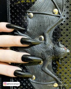 Gothic Black Stiletto Nails For Halloween