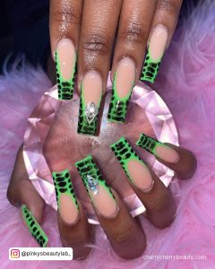 Green And Black Checkered Nails In French Tip Design