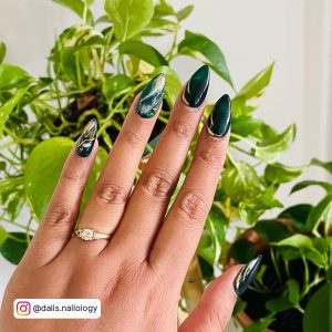 Green And Gold Nails Ideas