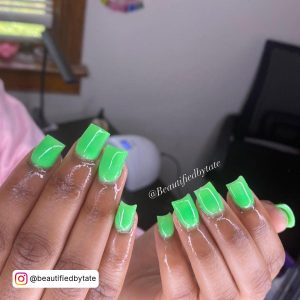 Green Nail Designs For Short Nails