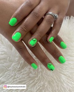 Green Nail Designs Short